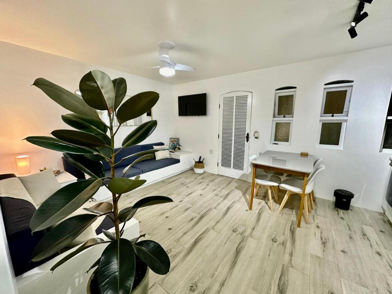Apartamento estilo Chalé com piscina Ubatuba Esterno foto